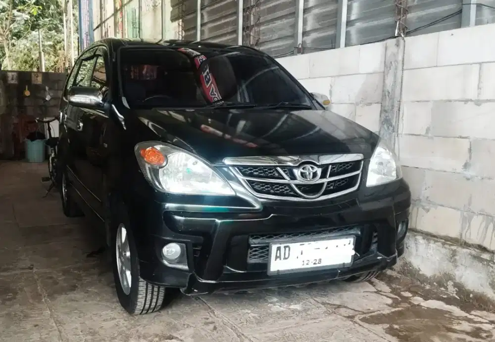 AVANZA 1,3 G MATIC 2011