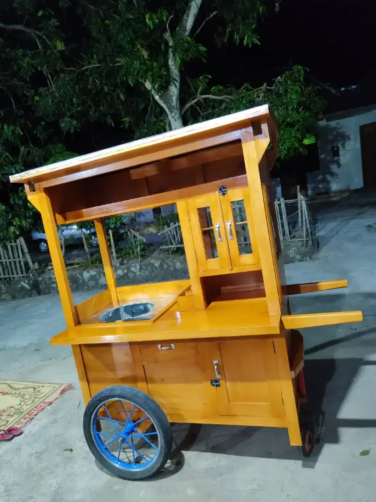 Promo Gerobak Mie Ayam jg Melayani Pesanan Grobak Bakso Bubur Sate dlL