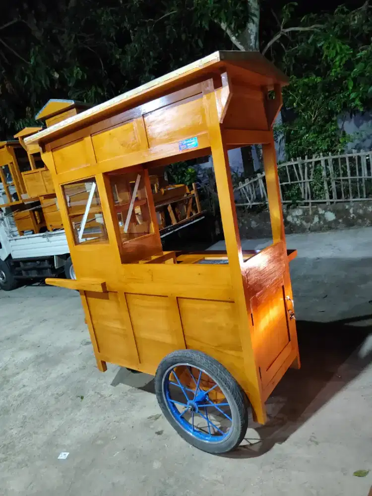 Promo Gerobak Mie Ayam jg Melayani Pesanan Grobak Bakso Bubur Sate dlL