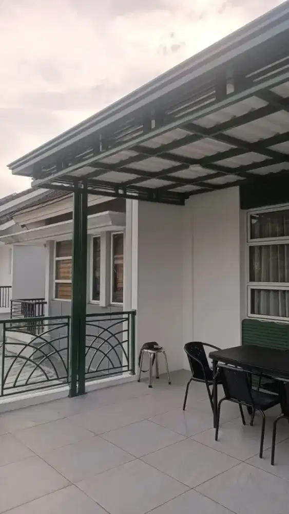 Pagar besi tralis minimalis uynyg