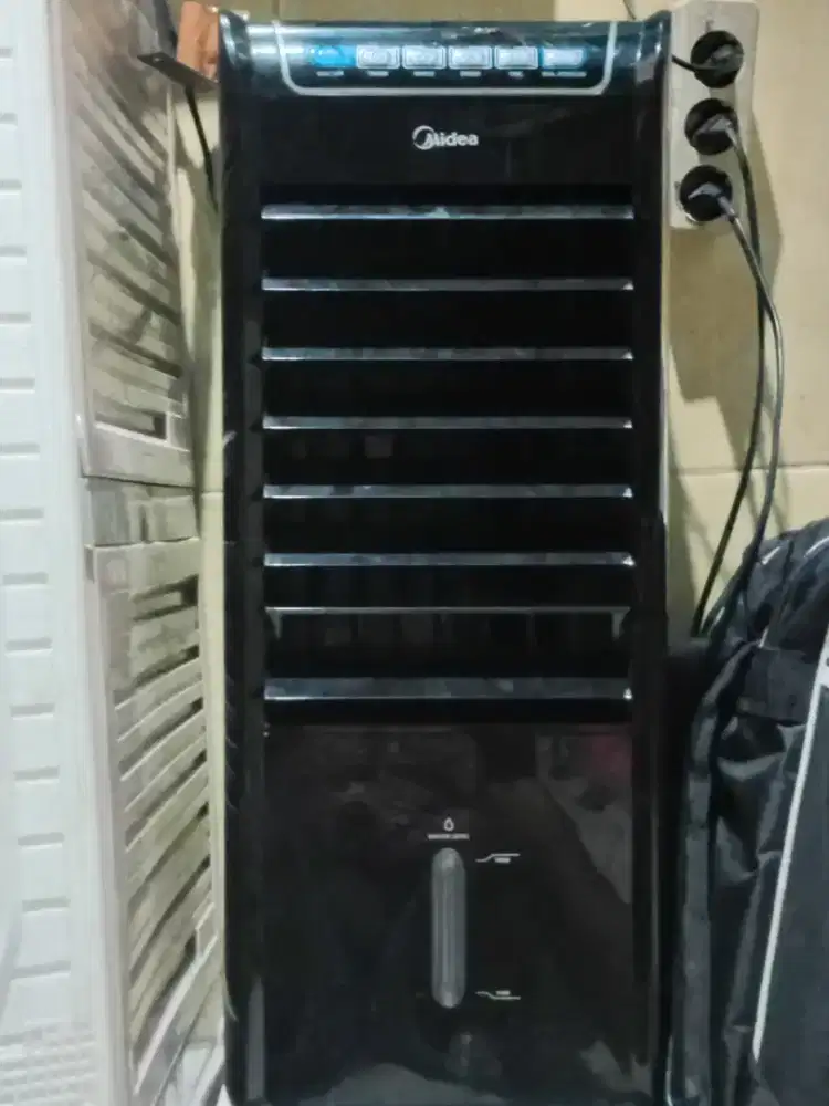 kipas angin portable midea
