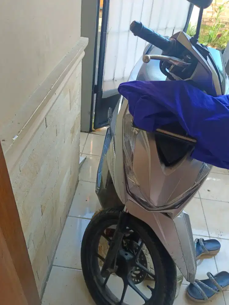 di jual motor beat 2021 kelengkapan lengkap BPKB STNK smpai faktur