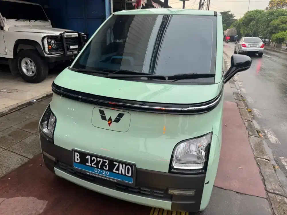 Wuling air EV th 2024 km 12rb istimewa