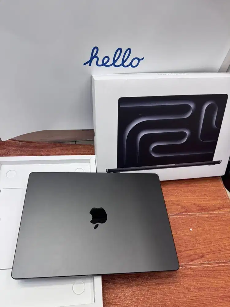 Macbook pro m5 14 16/1tb original garansi inter