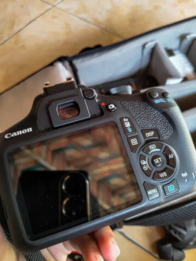 Canon EOS 1500D Full Set, No Minus