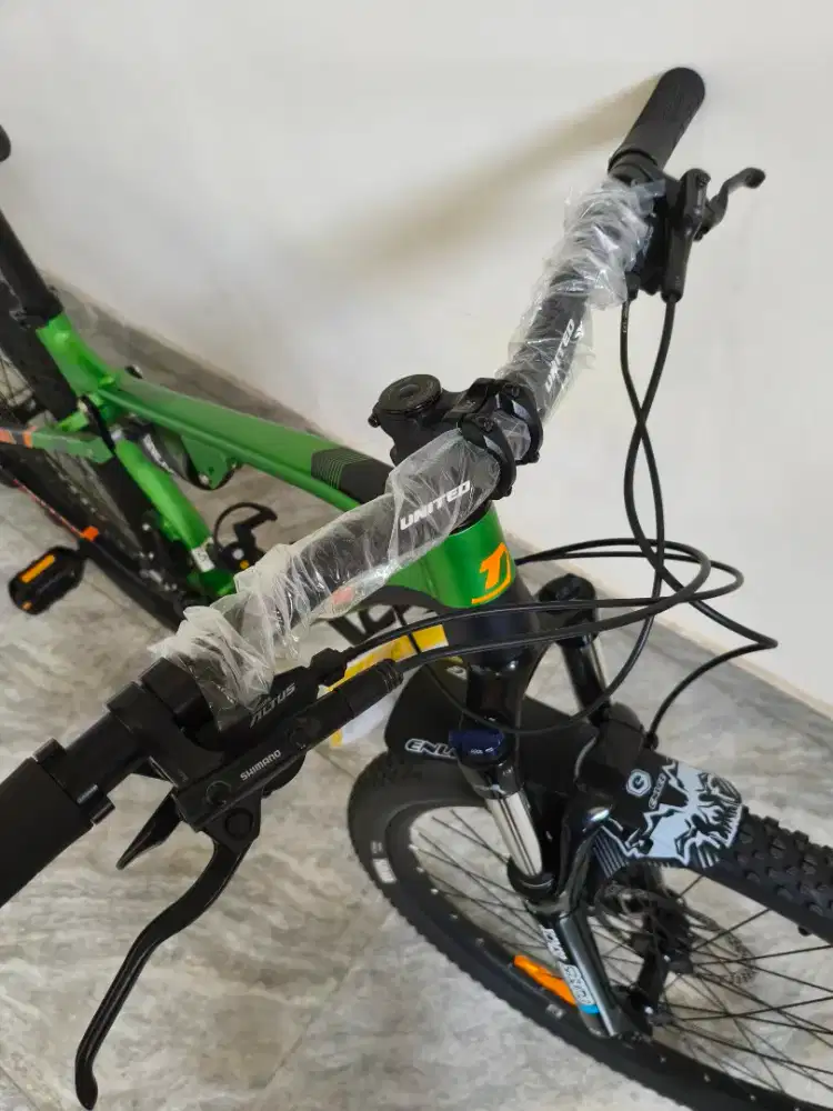 Sepeda MTB Fullsus United Brownhills