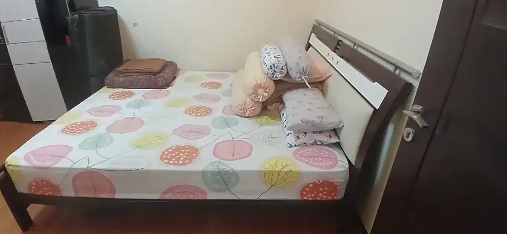 Jual Ranjang Dipan Besi + Springbed