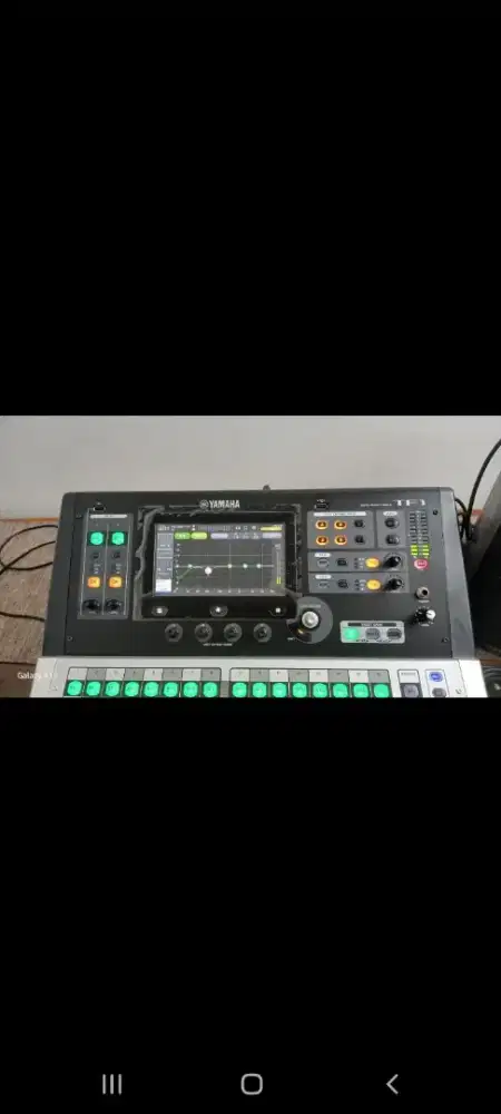 Jual mixer yamqha Tf 1 kondisi baru