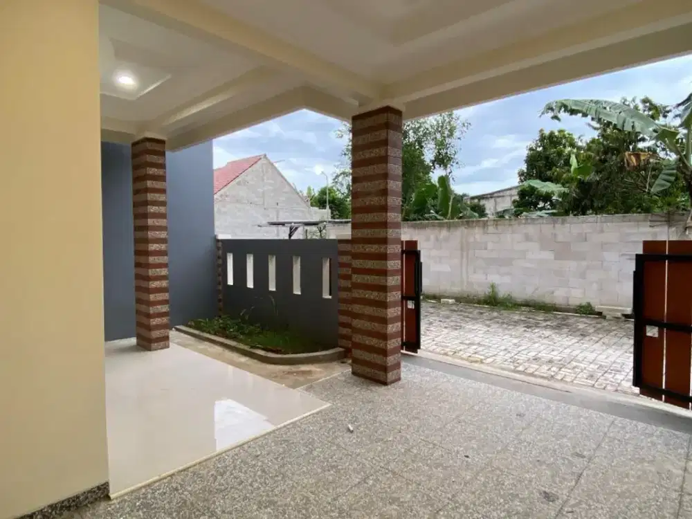 Rumah siap huni siap KPR kamar 3 dekat dengan pintu tol Desari Sawangan Pancoran mas Depok