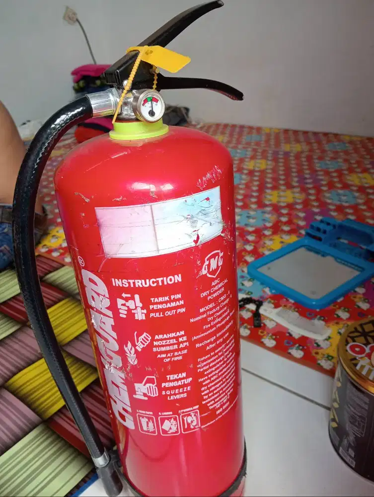 Tabung apar 6 kg  merek CHAMGUARD di bandorol 450000 nego dikit