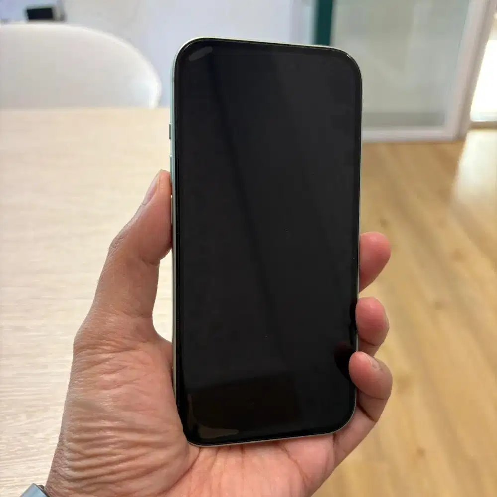 Apple iPhone 15 iBox