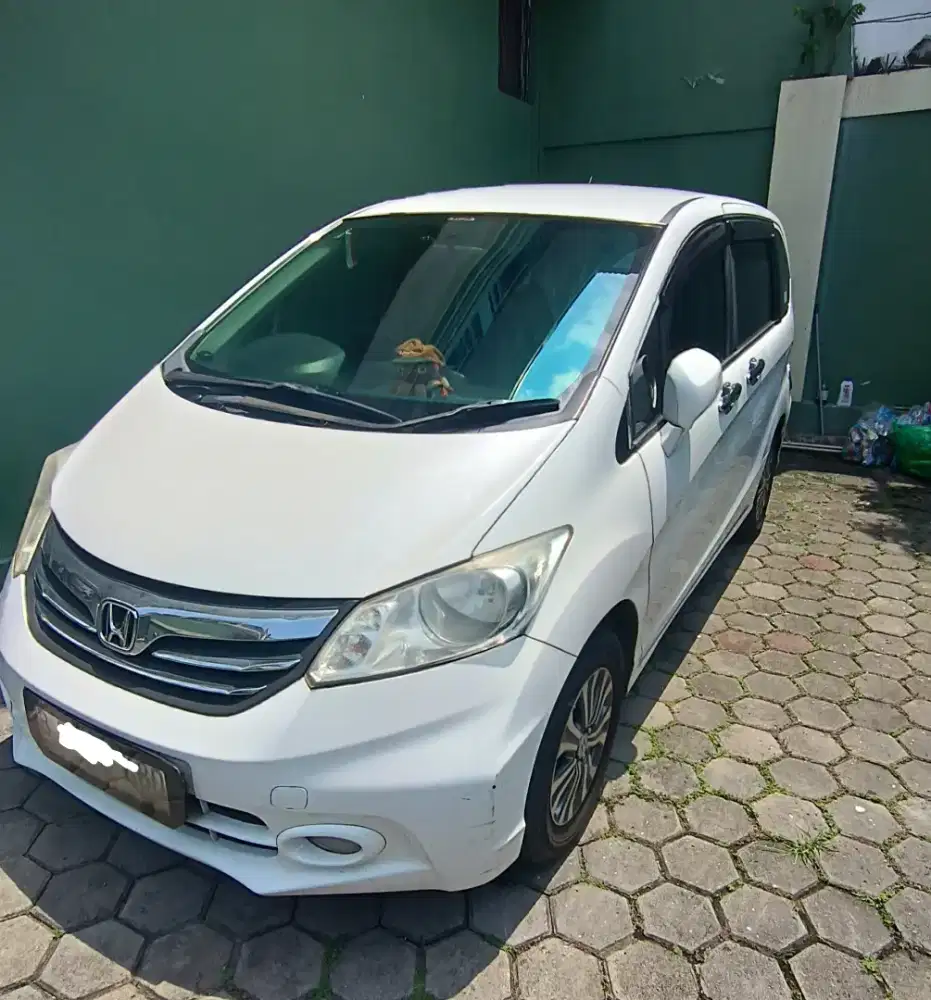 Honda freed psd
