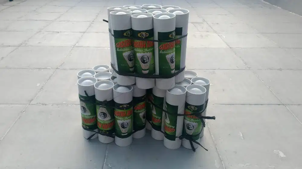 Shuttlecock Bulutangkis Gadjah Mada