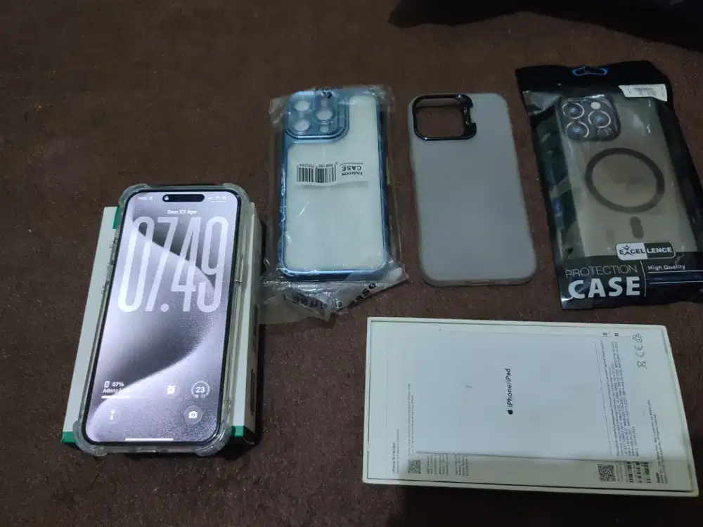 Jual iphone 15 promax white titanium 256gb Ibox super mlus 99% nominus