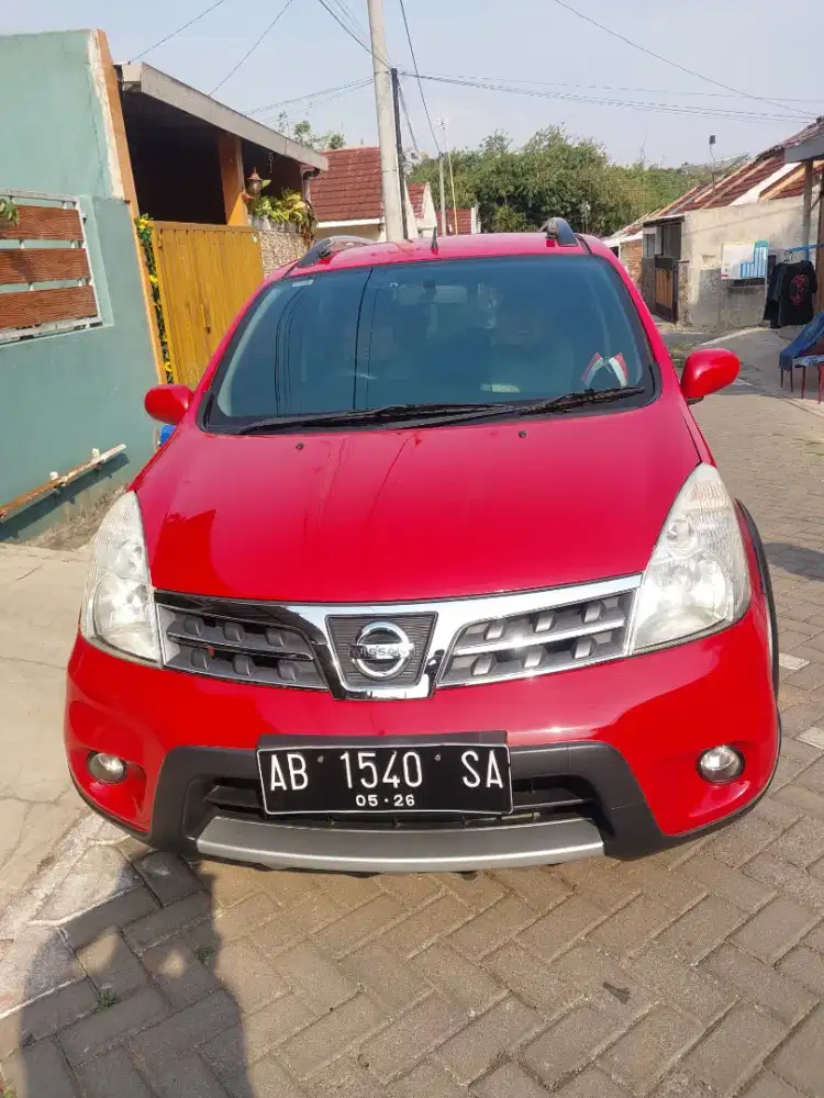 Nissan Livina X-Gear 2011,automatic
