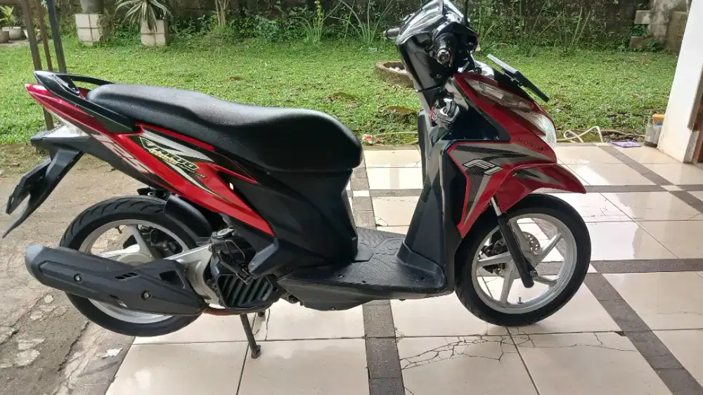 Dijual Honda Vario 125 PgmFi 2012
