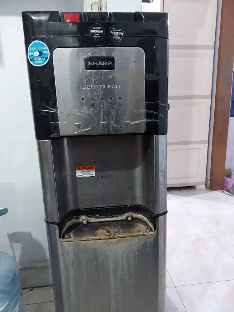 Dispenser Rusak Tombol (Nyala)