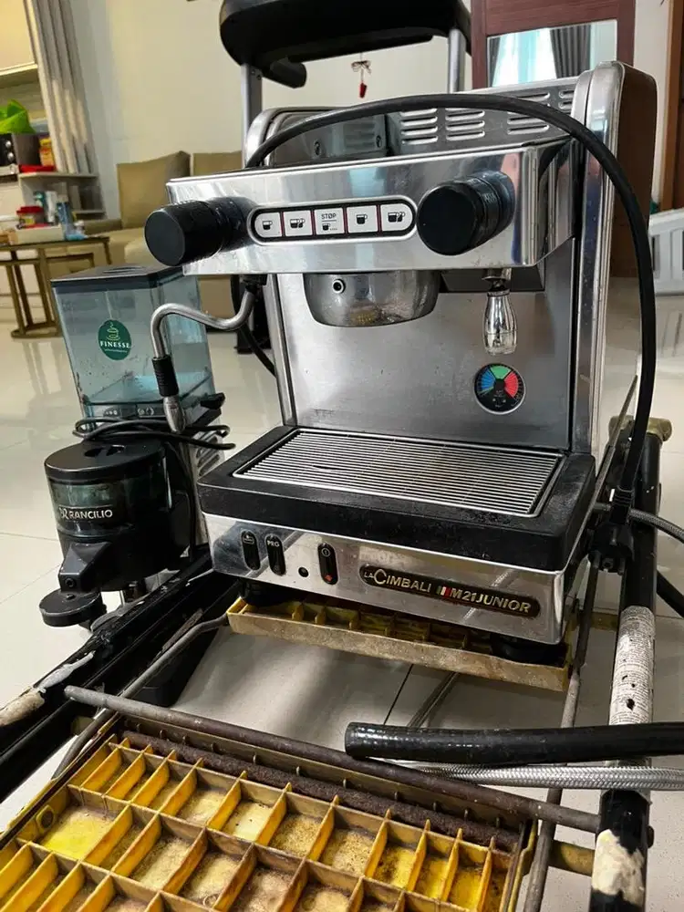 Mesin Kopi Cimbali + Grinder Rancilio