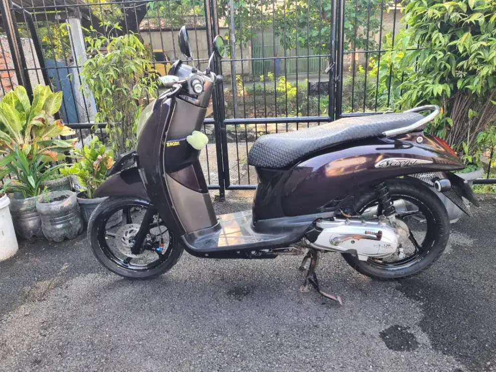 Scoopy tahun 2012 pajak idup motor bagus