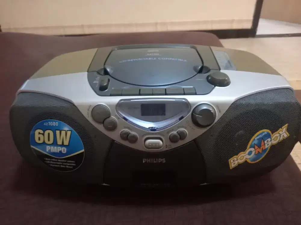 Philip BoomBox. CD, Tape dan Radio