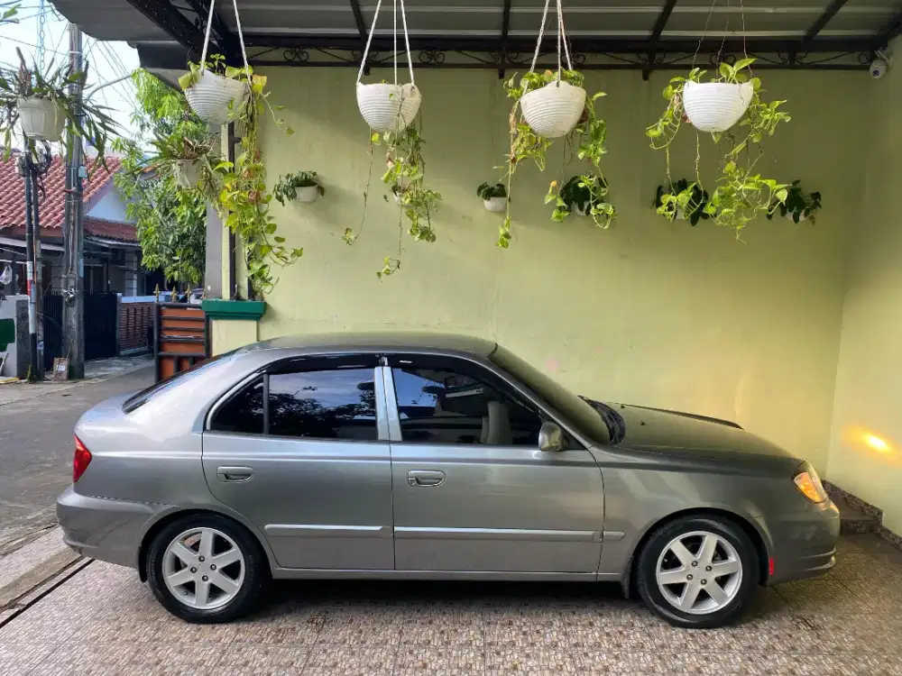 Dijual Hyundai Avega 1,5 GX 2010 Manual