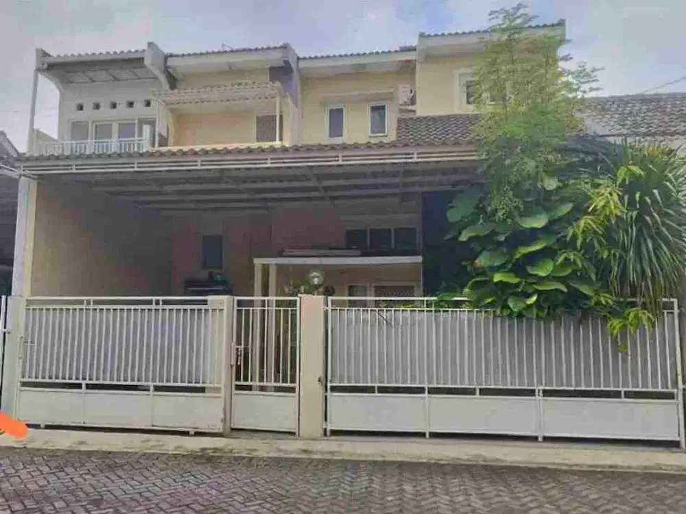 Rumah 2Lt One Gate Sistem Siap Huni Full Renov Alana Regency Tambak Oso Waru dekat Bandara & Bundaran Waru