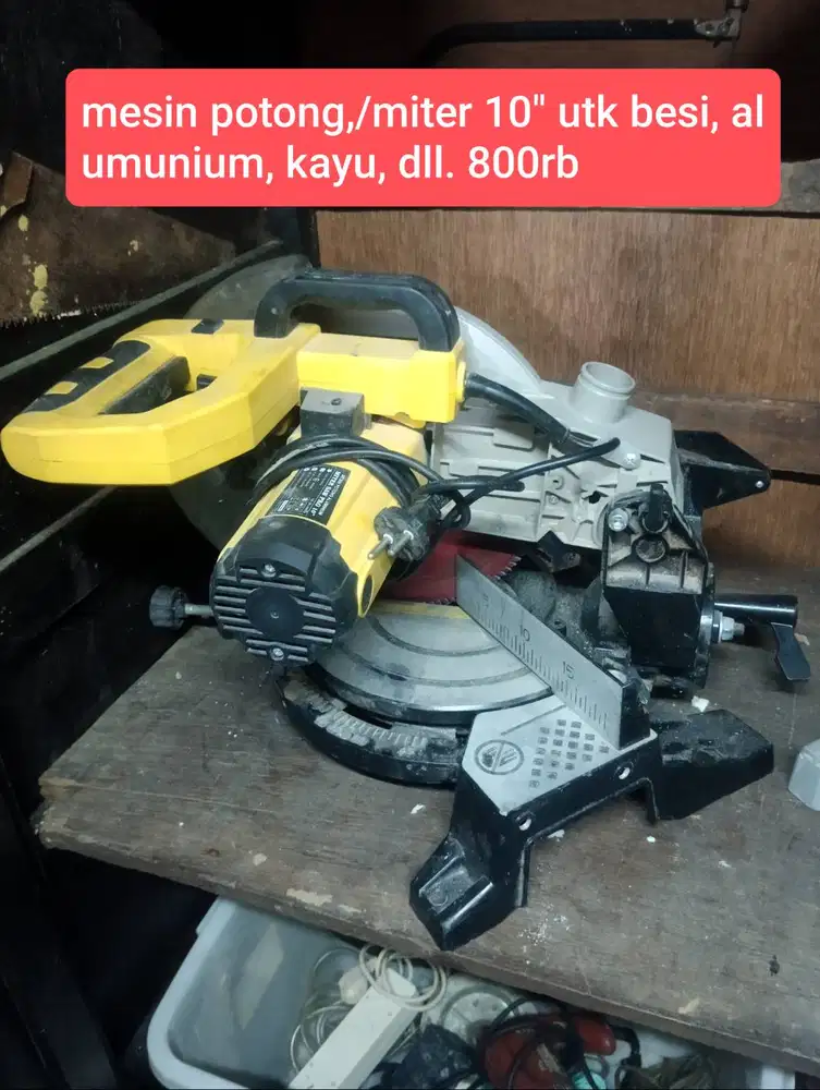 Mesin potong alumunium