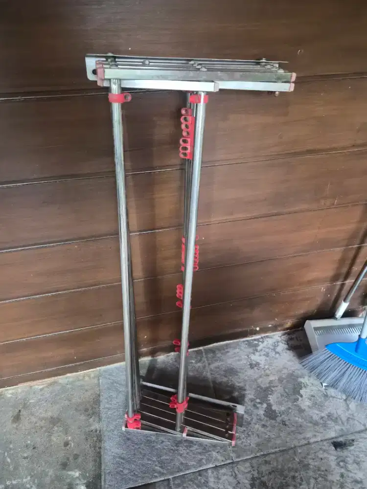 Jemuran dinding stainless anti karat