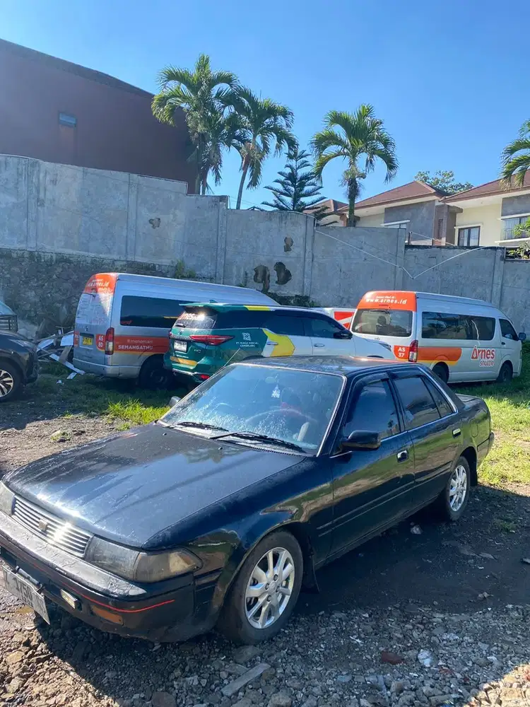 Toyota Corona 1989 Bensin