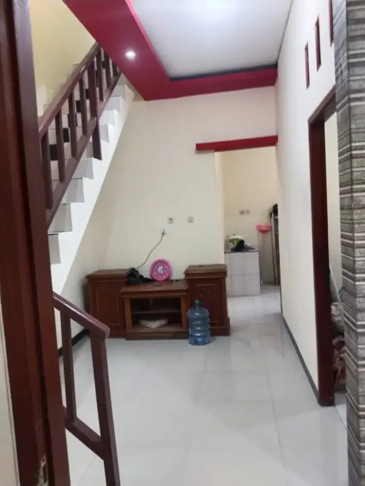 Rumah nyaman  di bintara 6