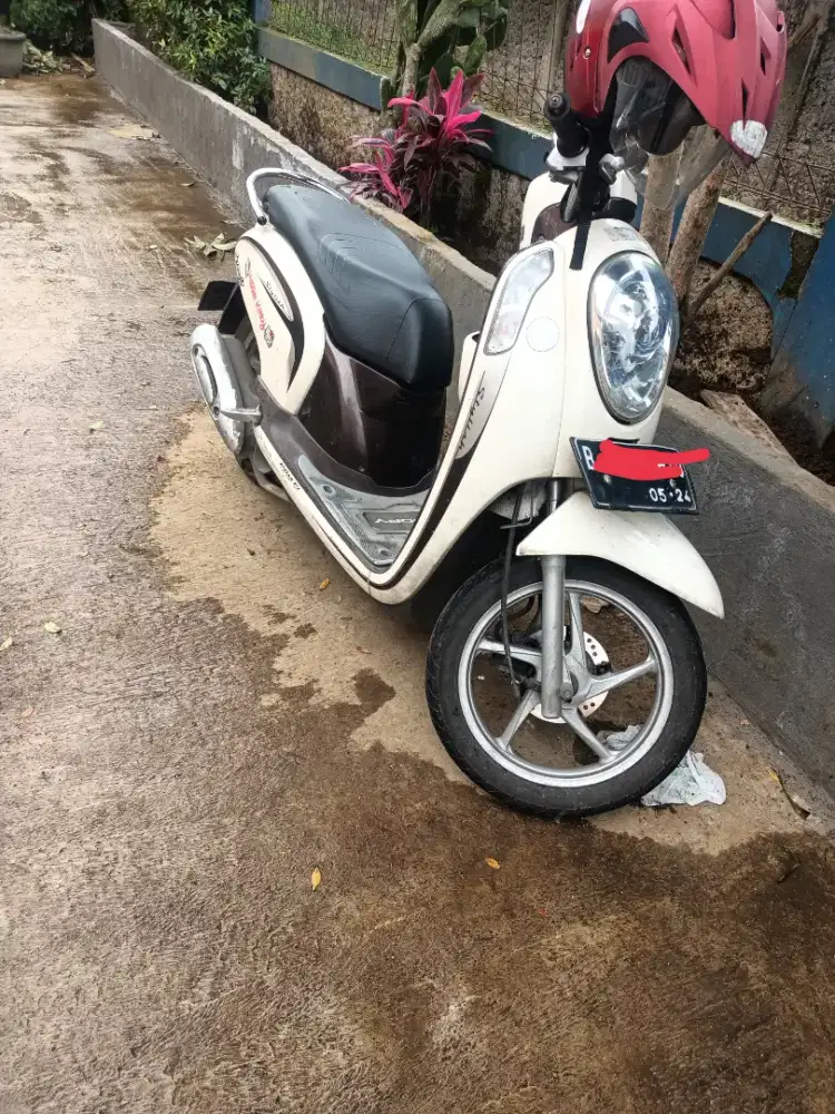 Di jual Honda Scoopy fi injeksi