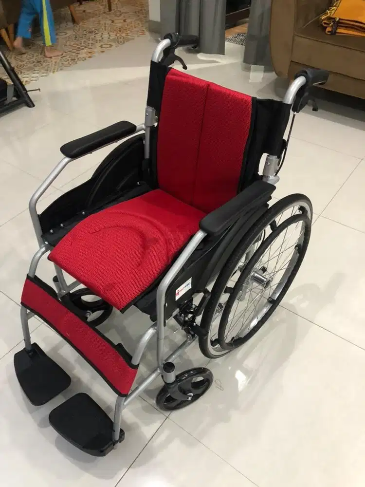 Kursi Roda Merk Sowel