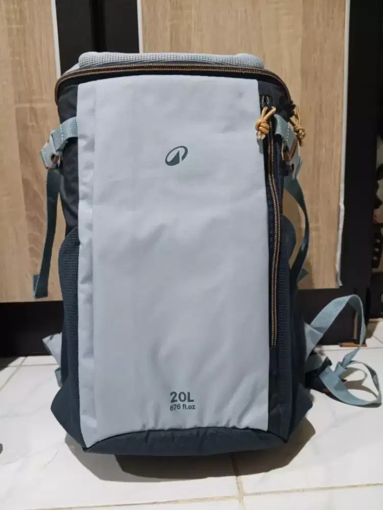 TAS RANSEL TRAVELLING