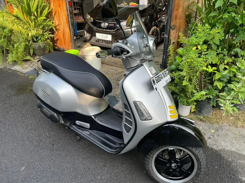 Vespa GTS Iget 4V 150 Facelift 2021