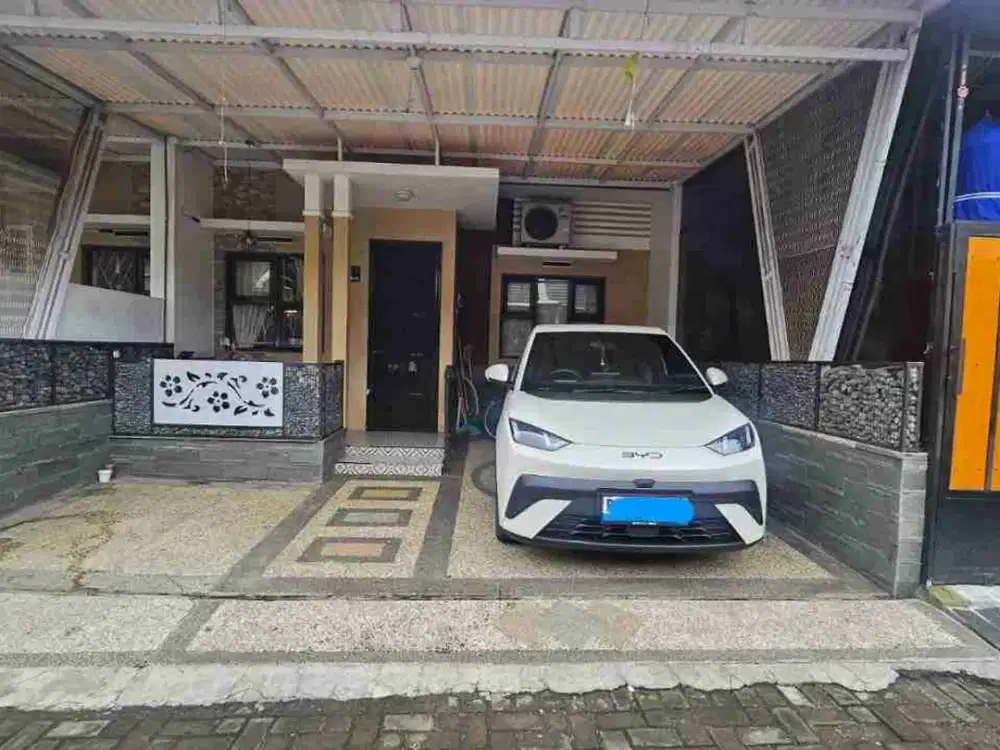 Dijual rumah cantik minimalis dalam klaster di kawasan sejuk asri di Haji Gofur bonus Ac &kitchen set