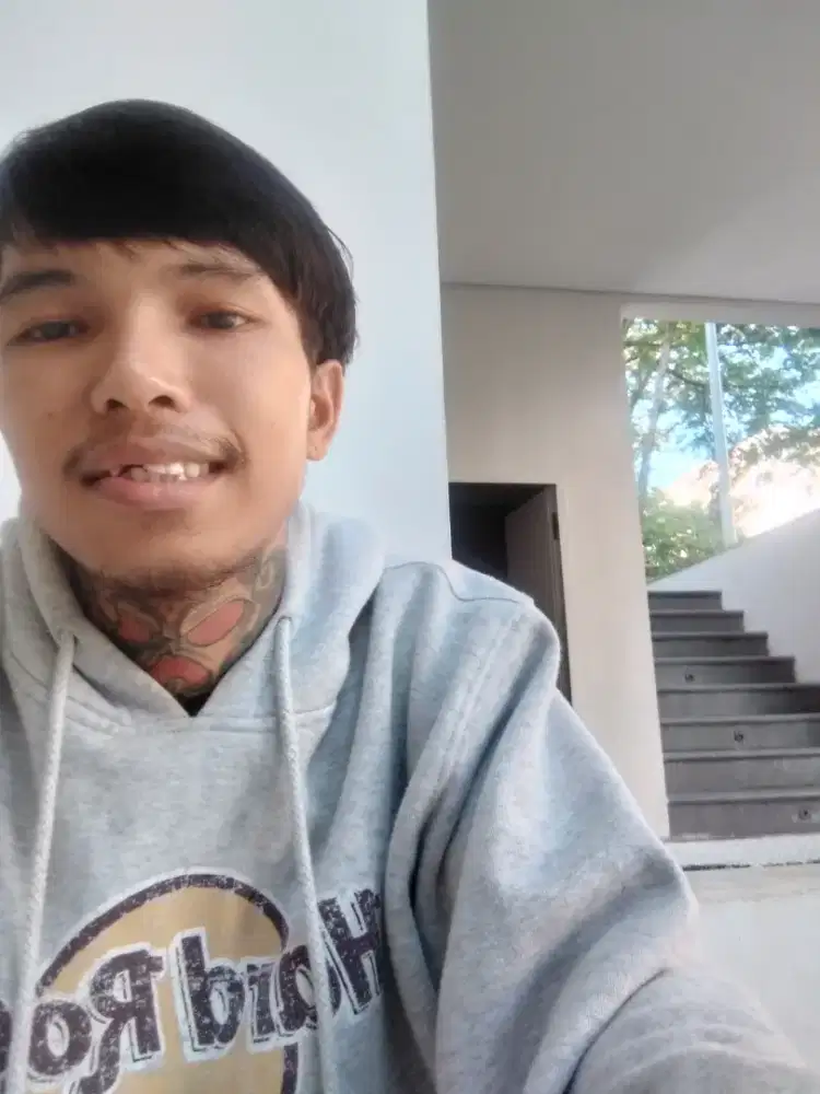 Sedang mencari pekerjaan