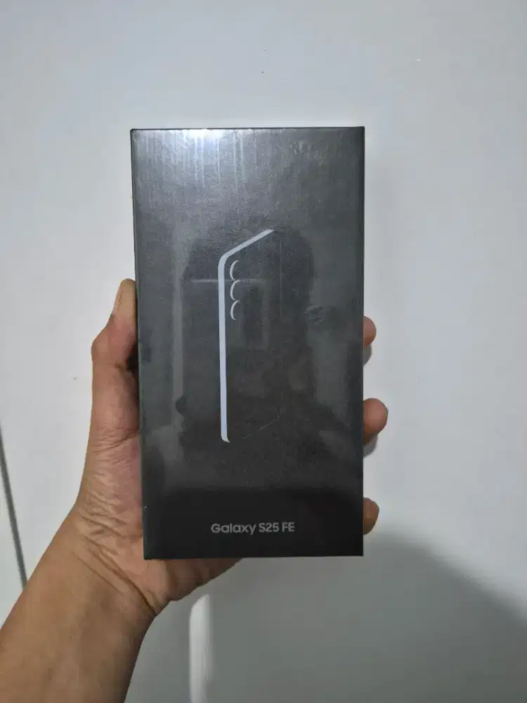 Samsung Galaxy S25 FE 8/256 Baru