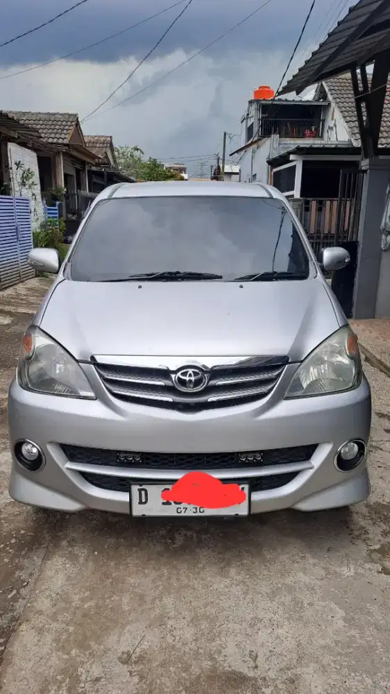 Toyota Avanza 2010 Bensin