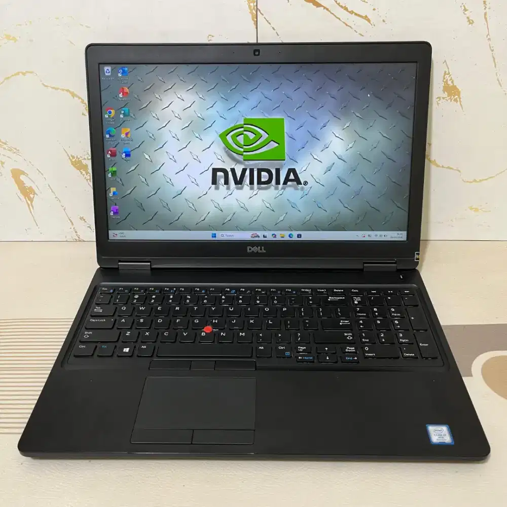 Laptop Dell Precision 3530 (Seri Premium Bisnis).