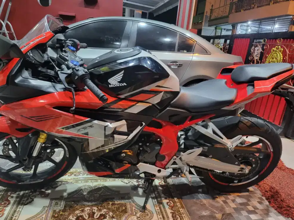 Jual Murah Honda CBR 250 CC Edisi Mau Downgrade Motor