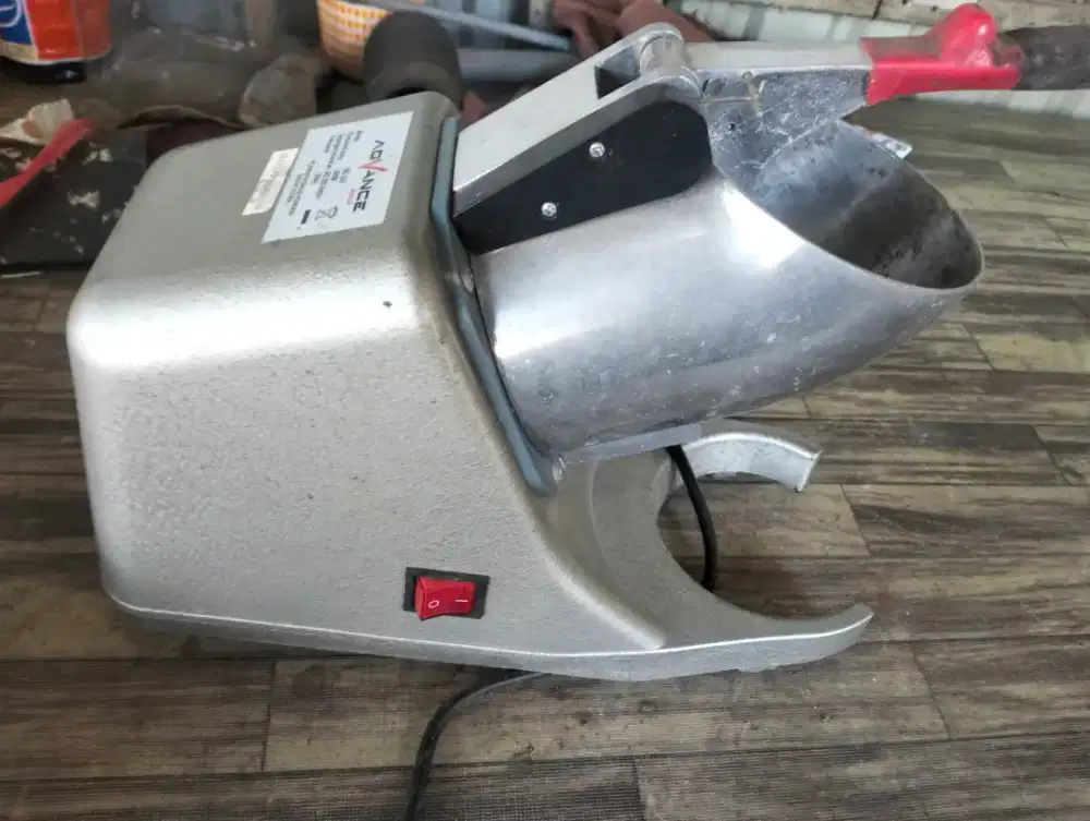 Penghancur Es / Ice Crusher