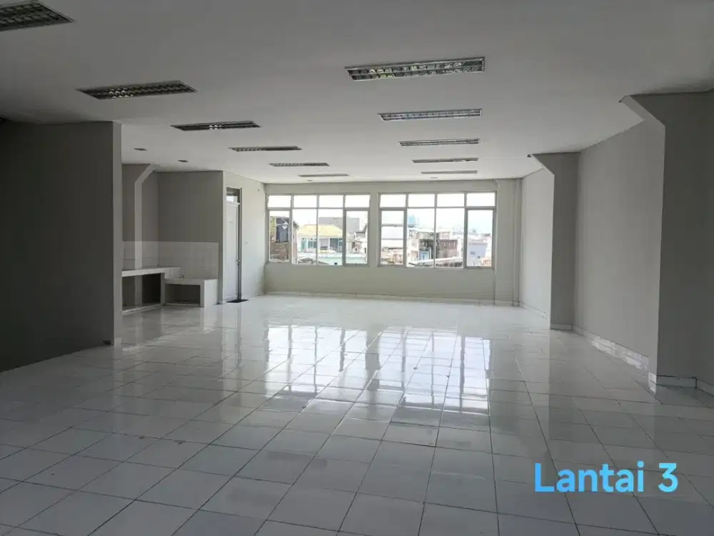 Gedung Perkantoran Lokasi Komersil di Tengah Kota Bandung