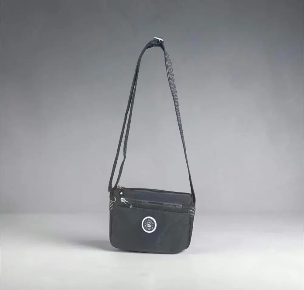 Tas selempang Pioma