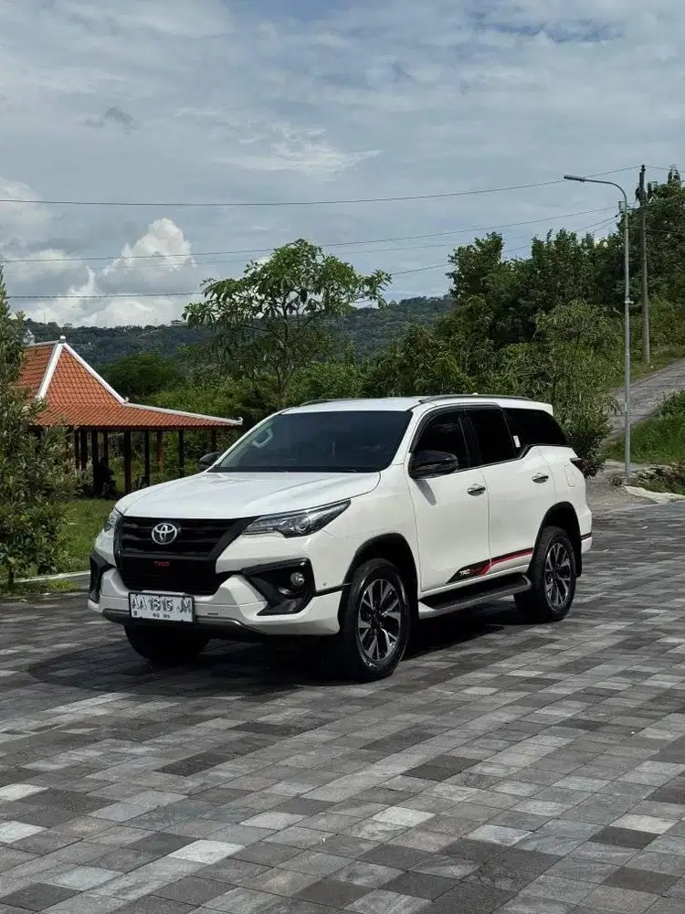 (DP 55JUTA) FORTUNER VRZ TRD 2017 AT MATIC DIESEL