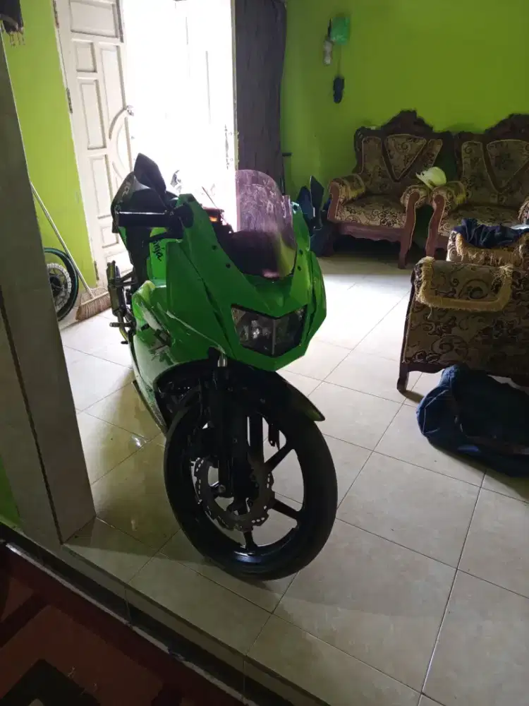 Di jual ninja new RR