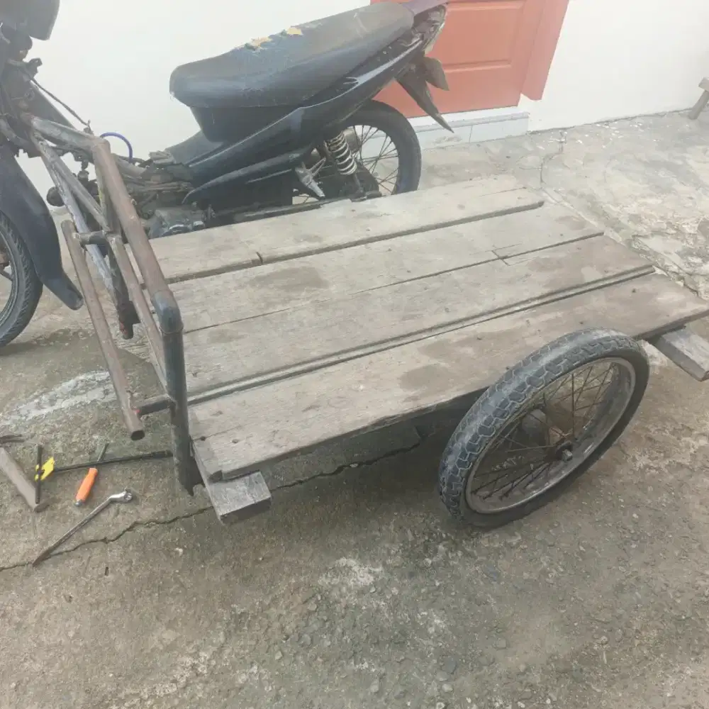Becak barang kondisi baik