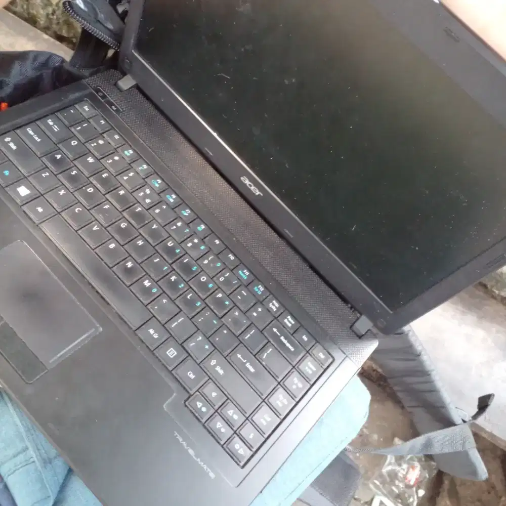 Jual cepat laptop accer