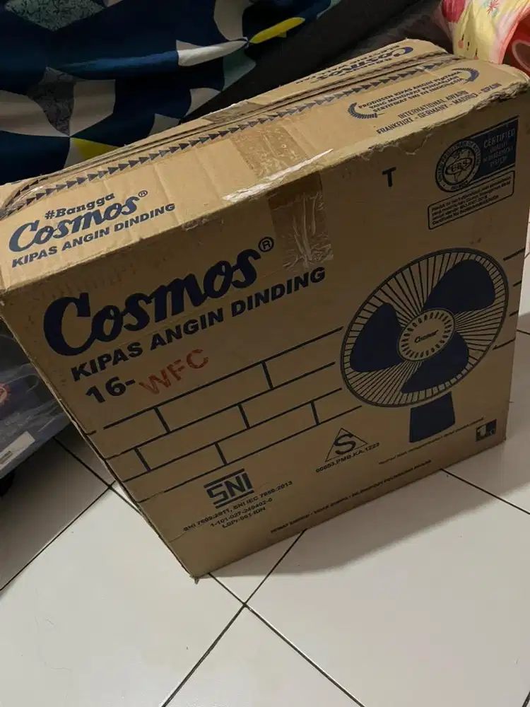 Kipas angin dinding cosmos 16inc wfc