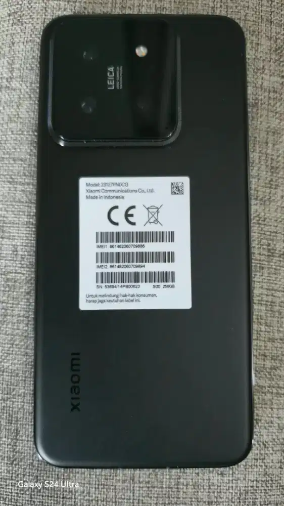 Dijual hape xiaomi 14 warna hitam fulset mulus like new
