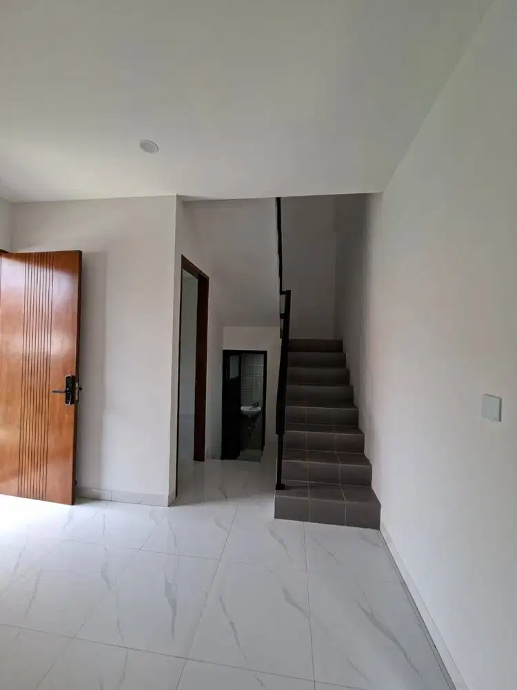 Dijual Rumah Baru di Babakan Jeruk Pasteur Bandung